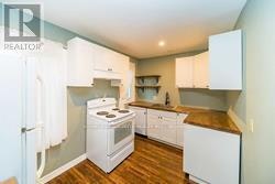 5254 Stanley Avenue, Niagara Falls, ON, L2E 5A5 - 2