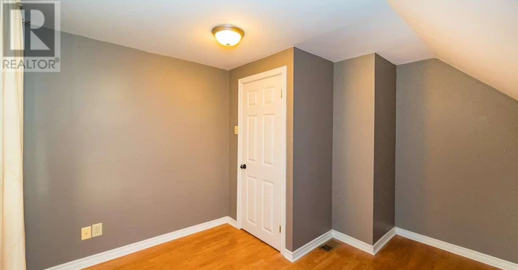 5254 Stanley Avenue, Niagara Falls, ON, L2E 5A5 - 12
