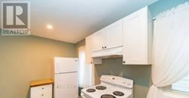5254 Stanley Avenue, Niagara Falls, ON, L2E 5A5 - 5