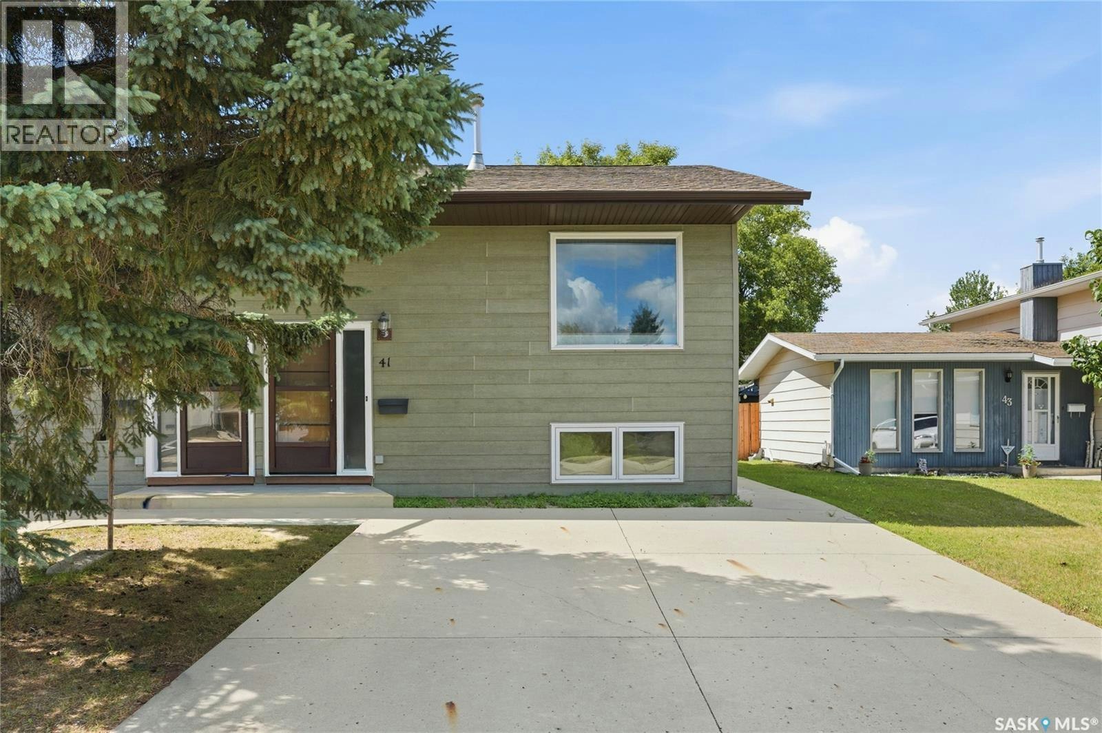 41 Blackley Place, Saskatoon, SK, S7M 5B1
