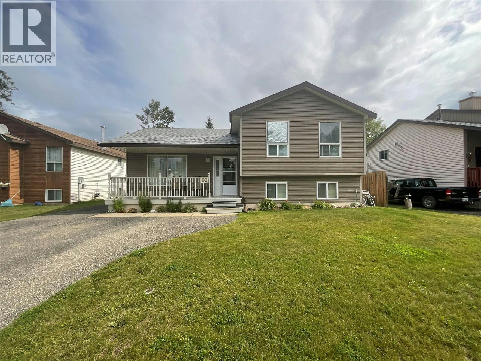 60 Valleyview Place, Tumbler Ridge, BC, V0C 2W0