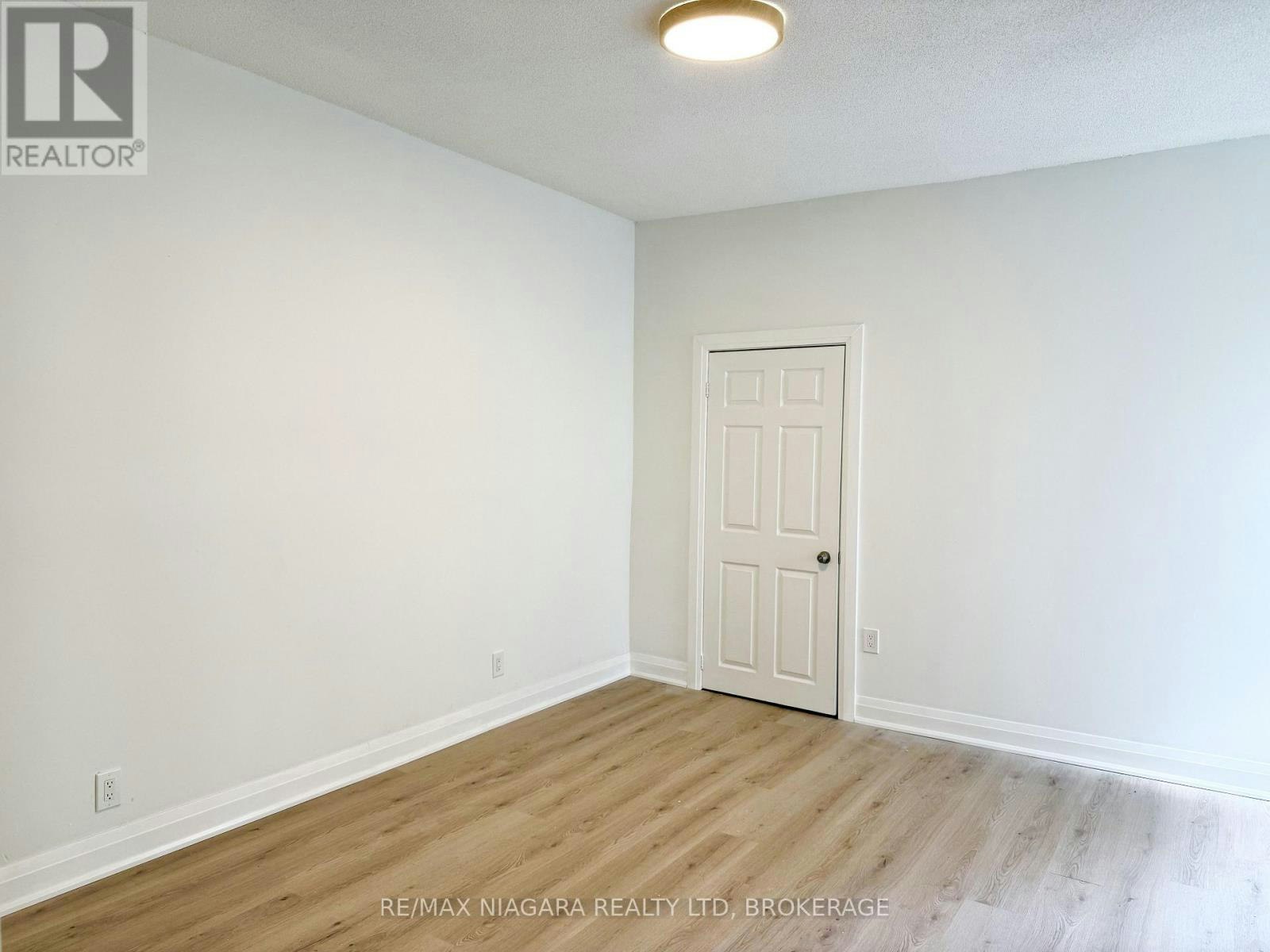 3-4674 Zimmerman Avenue, Niagara Falls, ON, L2E 3M6 - 11
