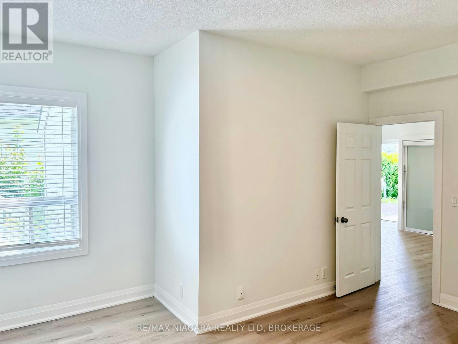 3-4674 Zimmerman Avenue, Niagara Falls, ON, L2E 3M6 - 13