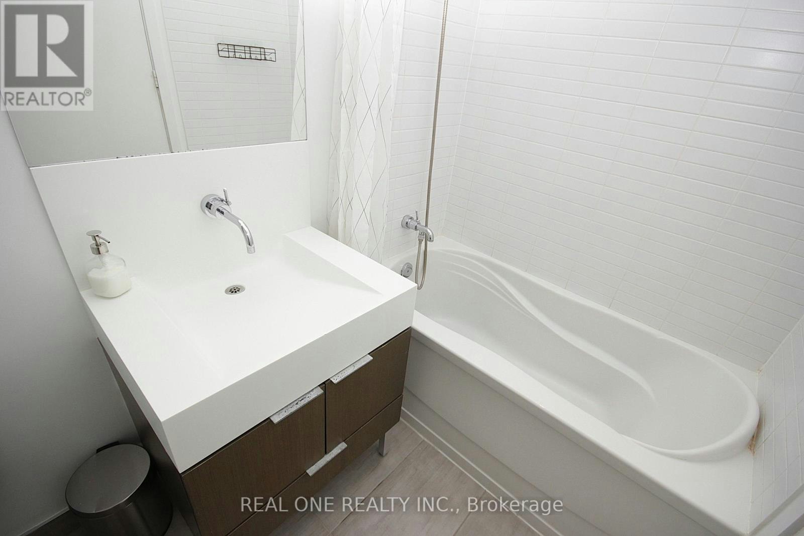 3505-110 Charles Street E, Toronto, ON, M4Y 1T5 - 16