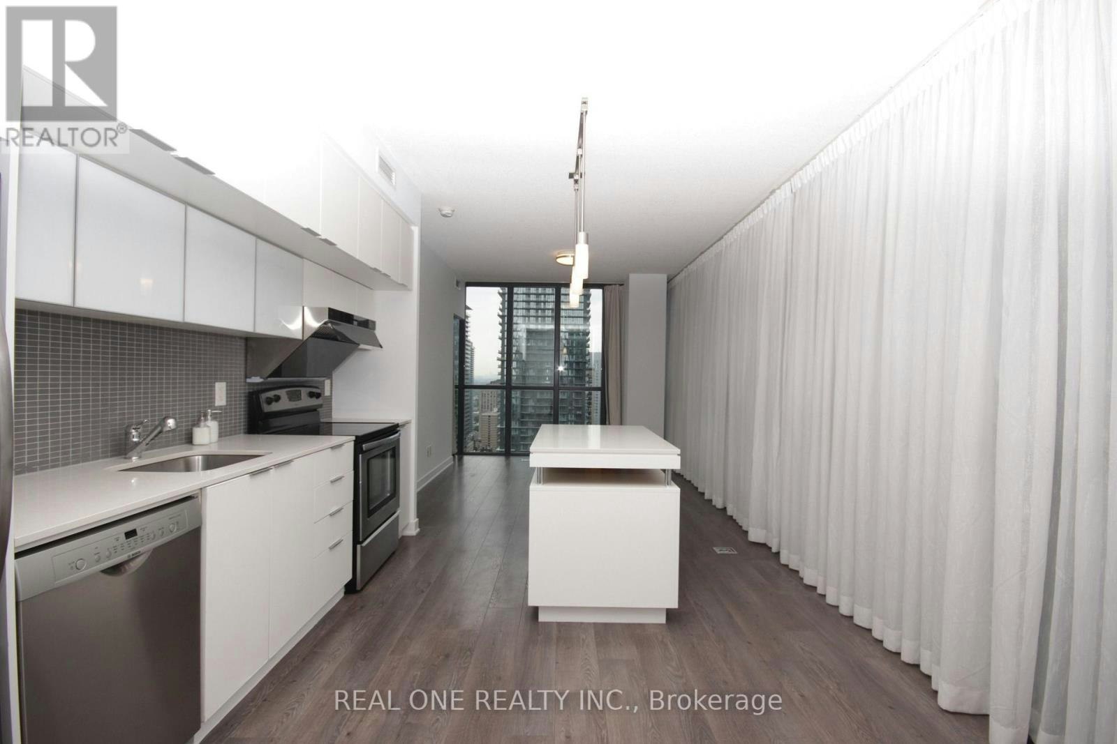 3505-110 Charles Street E, Toronto, ON, M4Y 1T5 - 5