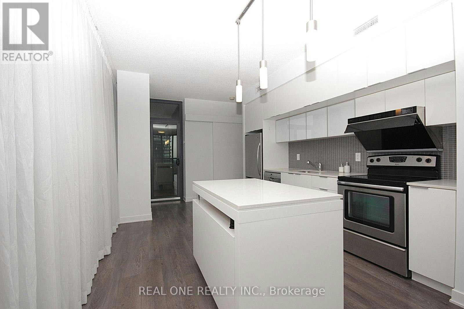 3505-110 Charles Street E, Toronto, ON, M4Y 1T5 - 11