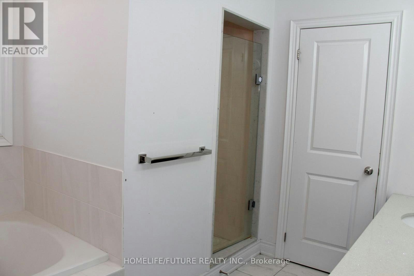 MAIN & 2ND-52 Mac Frost Way, Toronto, ON, M1X 0C5 - 9