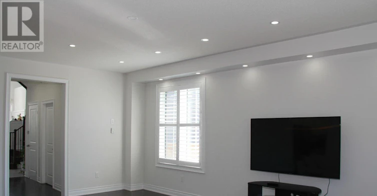 MAIN & 2ND-52 Mac Frost Way, Toronto, ON, M1X 0C5 - 4
