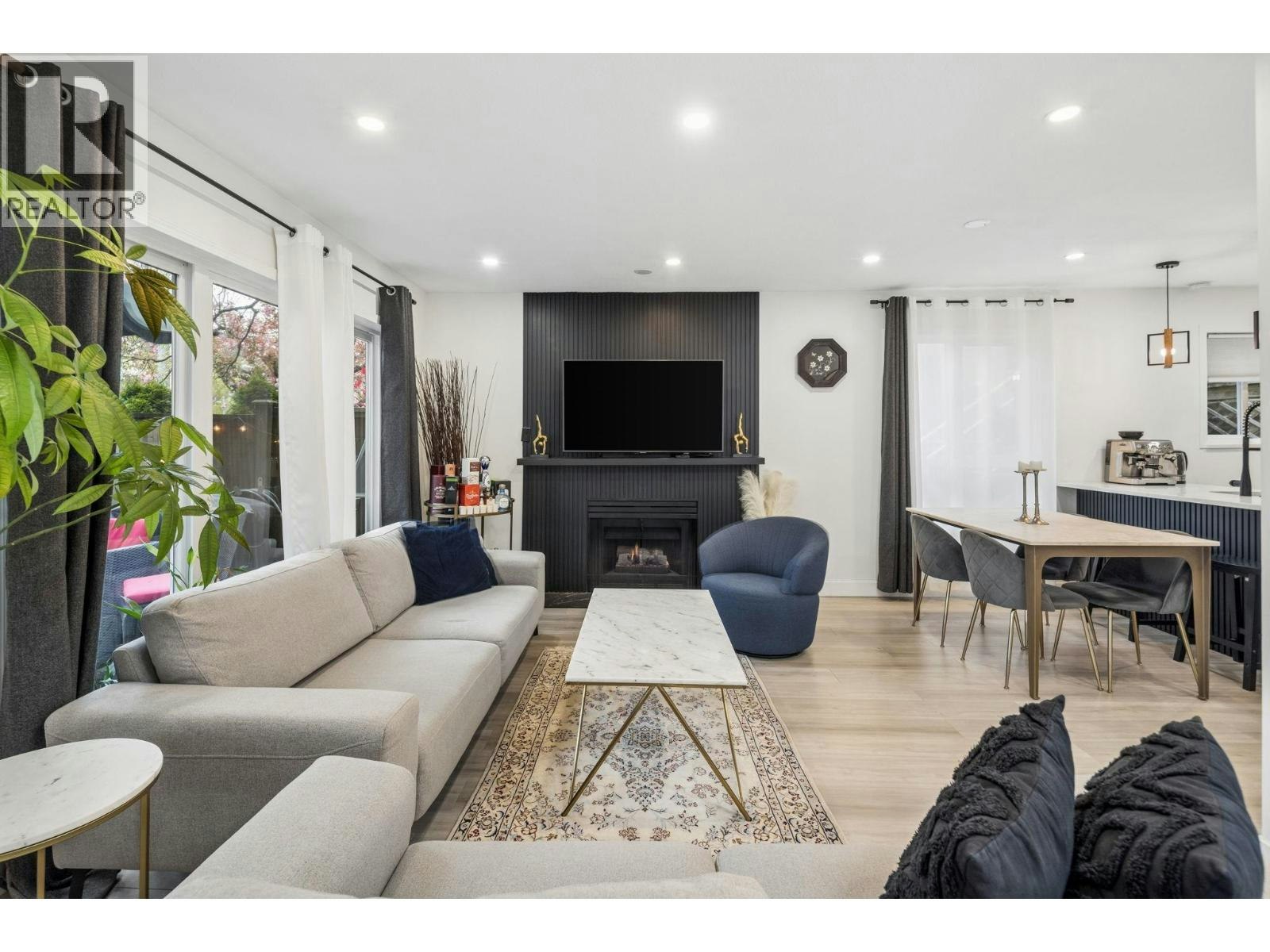 7-848 W 16th Street, North Vancouver, BC, V7P 1R3