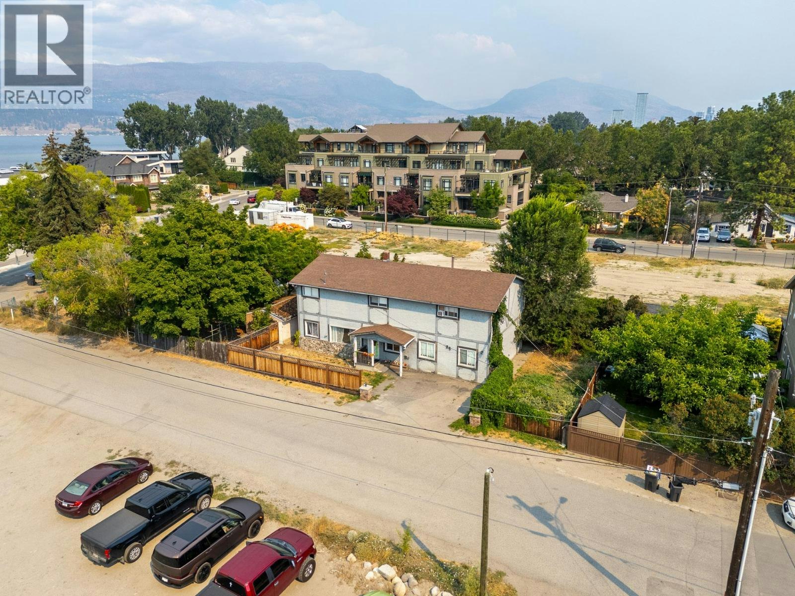 424 Newsom Avenue, Kelowna, BC, V1Y 4Y2