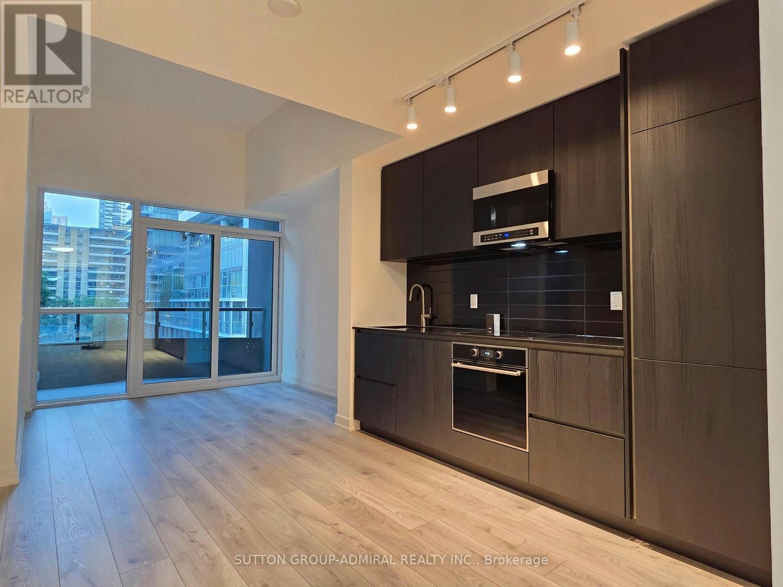 401-110 Broadway Avenue, Toronto, ON, M4P 1V7 - 8