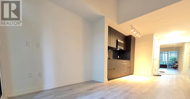 401-110 Broadway Avenue, Toronto, ON, M4P 1V7 - 5
