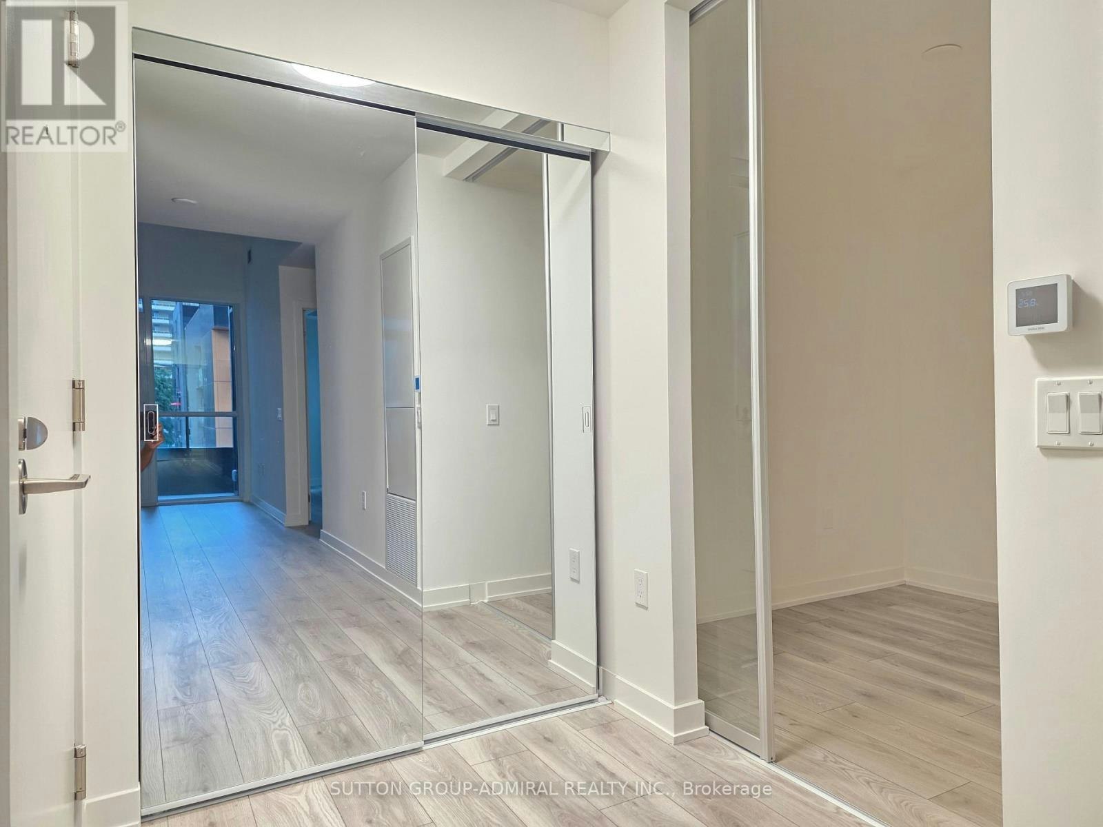 401-110 Broadway Avenue, Toronto, ON, M4P 1V7 - 2