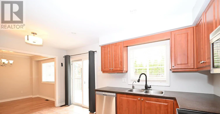 14 Brown Wood Drive, Barrie, ON, L4M 6N4 - 14