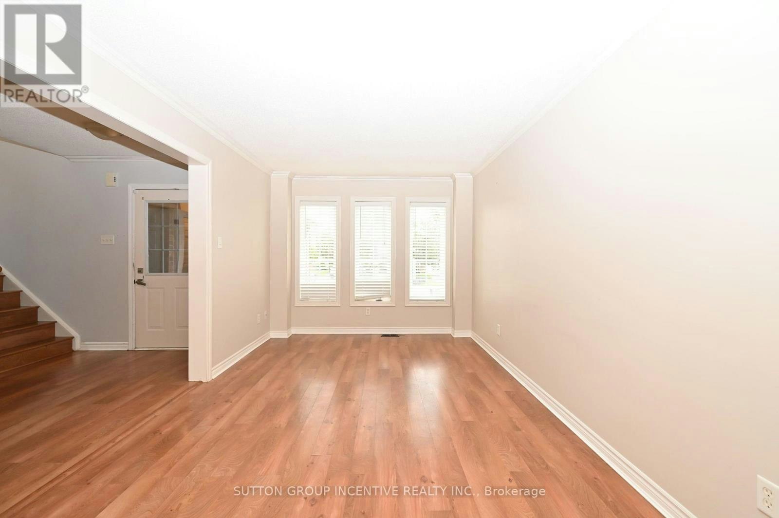 14 Brown Wood Drive, Barrie, ON, L4M 6N4 - 6