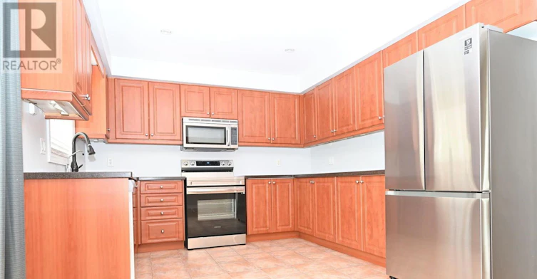 14 Brown Wood Drive, Barrie, ON, L4M 6N4 - 12
