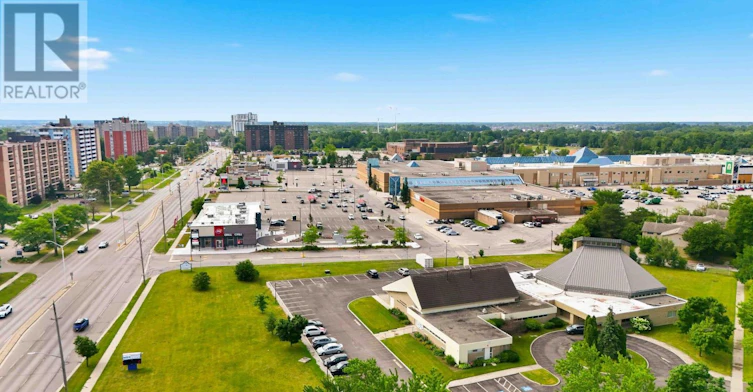 302-735 Wonderland Road S, London, ON, N6K 1M1 - 33