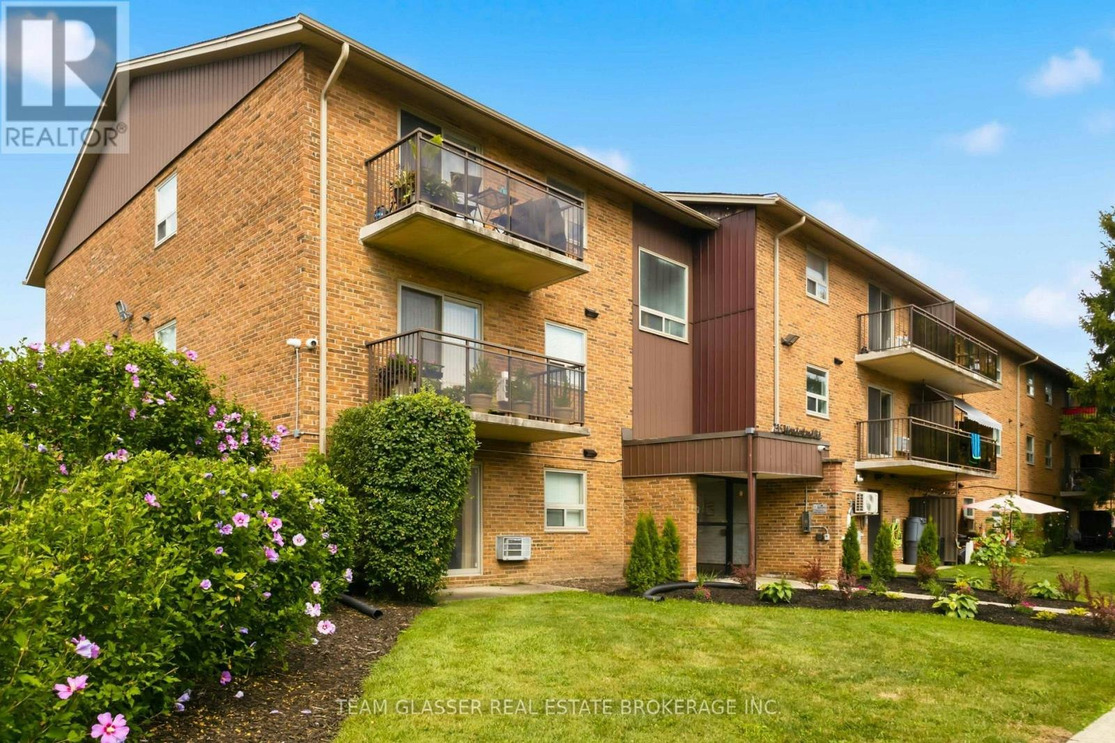 302-735 Wonderland Road S, London, ON, N6K 1M1 - 2