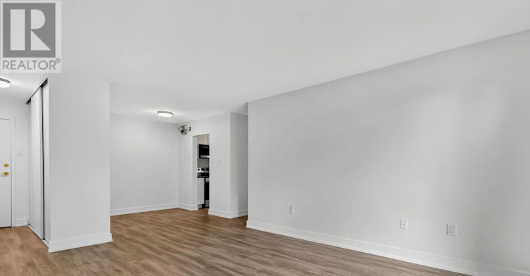 302-735 Wonderland Road S, London, ON, N6K 1M1 - 5