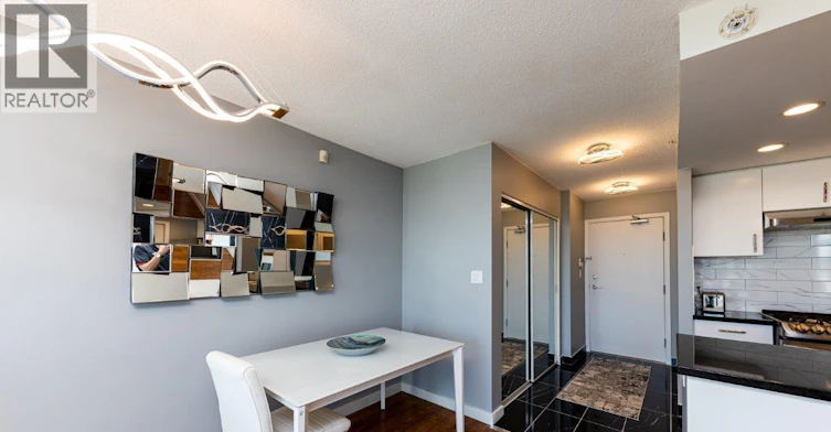 2905-1033 Marinaside Crescent, Vancouver, BC, V6Z 3A3 - 11