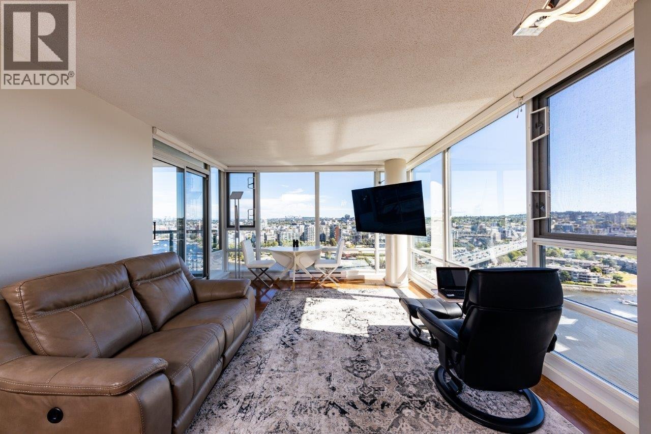 2905-1033 Marinaside Crescent, Vancouver, BC, V6Z 3A3 - 4