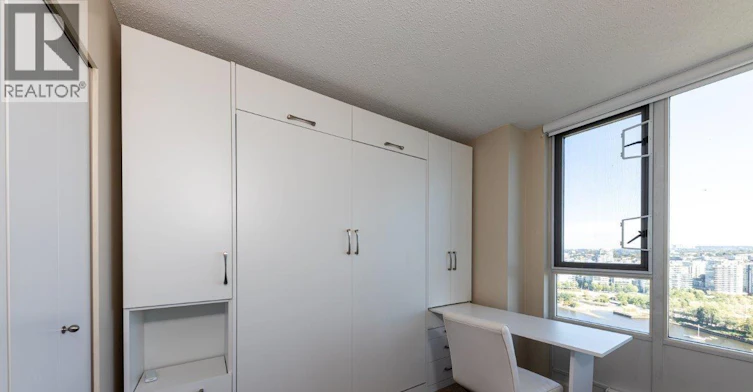 2905-1033 Marinaside Crescent, Vancouver, BC, V6Z 3A3 - 18