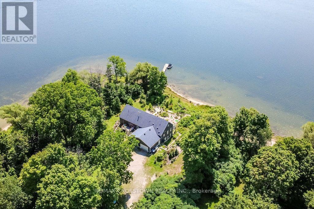 243 Champlain Road, Penetanguishene, ON, L9M 1S2