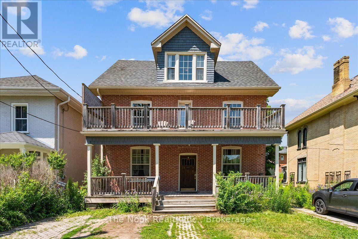 21 Dennistoun Avenue, Peterborough, ON, K9H 5P8