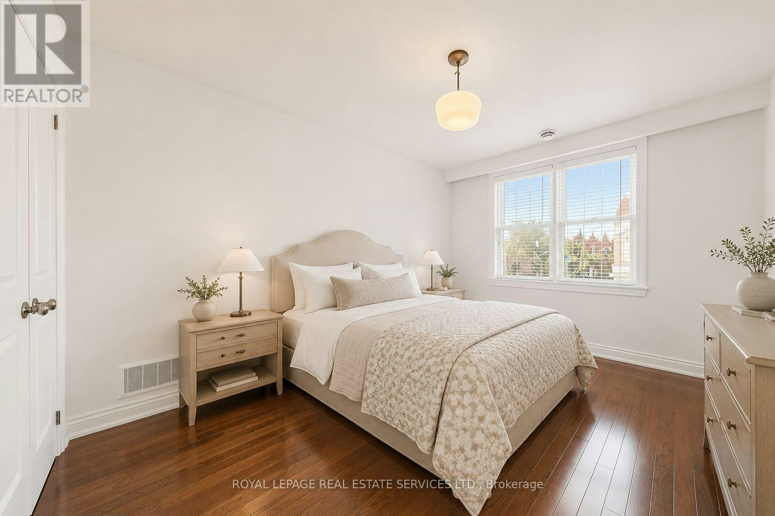 UPPER-1612 Dundas Street W, Toronto, ON, M6K 1T8 - 10