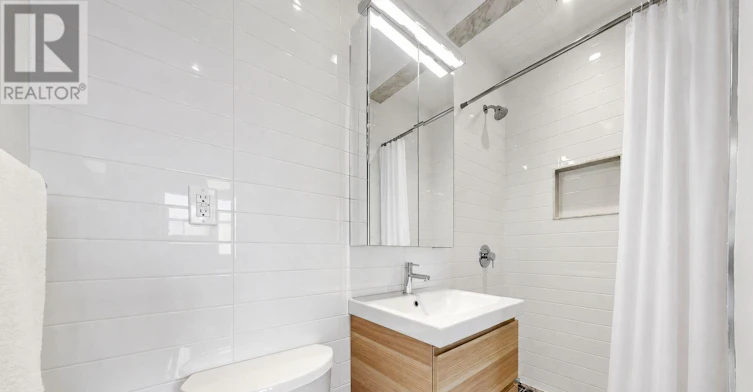 UPPER-1612 Dundas Street W, Toronto, ON, M6K 1T8 - 12