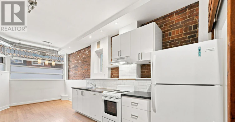1-208 Greenwood Avenue, Toronto, ON, M4L 2R1 - 10