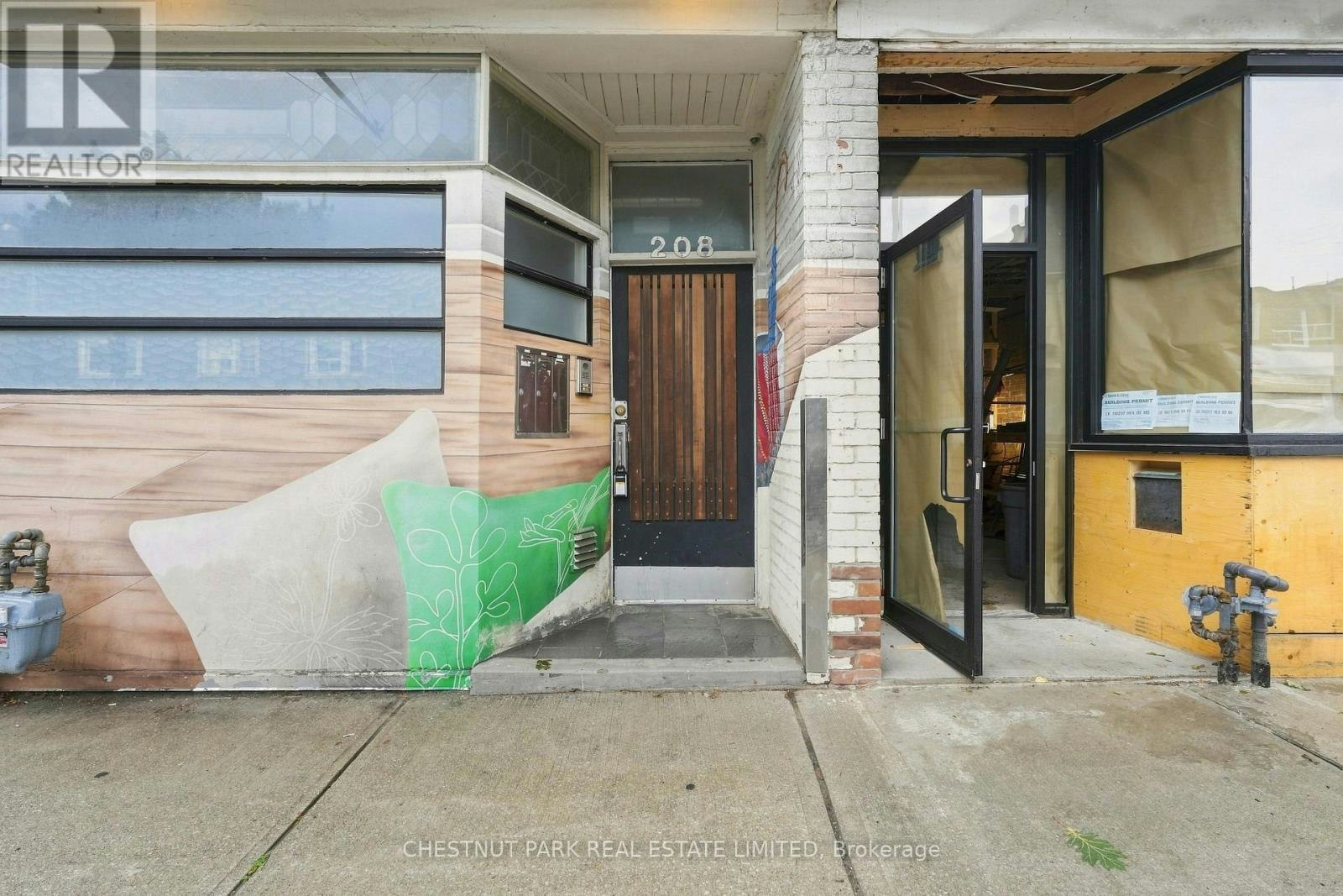 1-208 Greenwood Avenue, Toronto, ON, M4L 2R1 - 4
