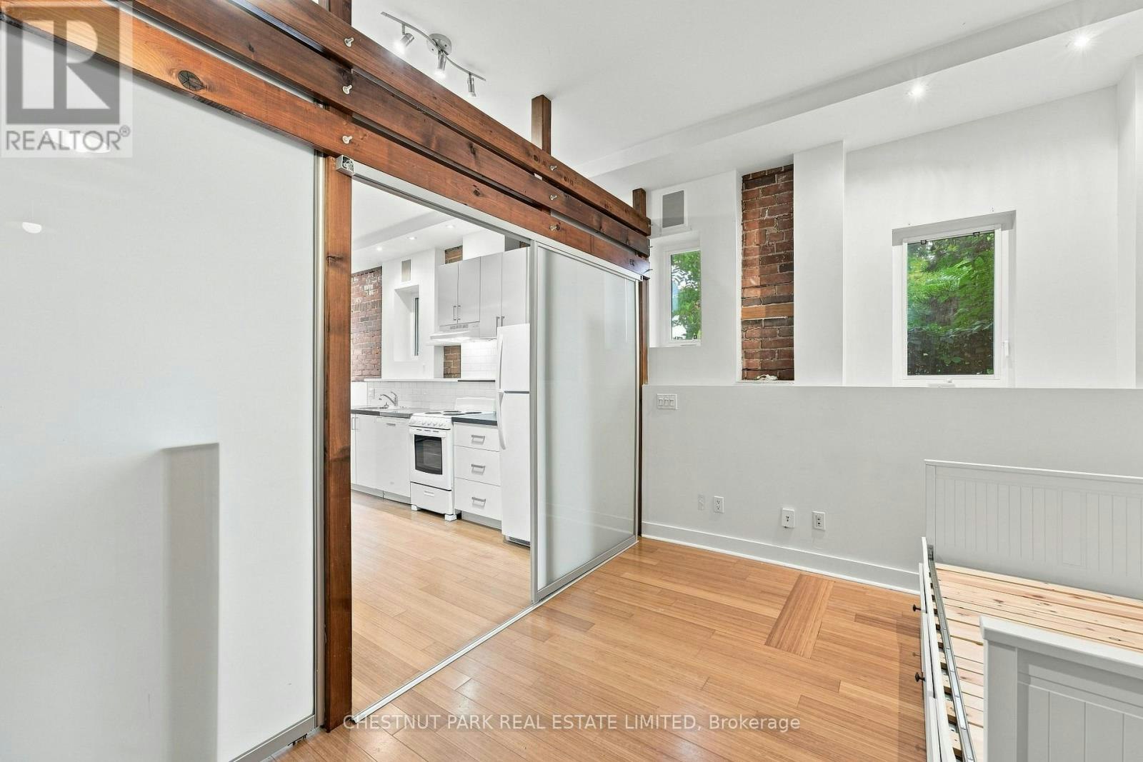 1-208 Greenwood Avenue, Toronto, ON, M4L 2R1 - 15
