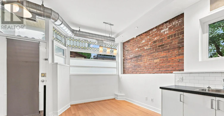 1-208 Greenwood Avenue, Toronto, ON, M4L 2R1 - 14