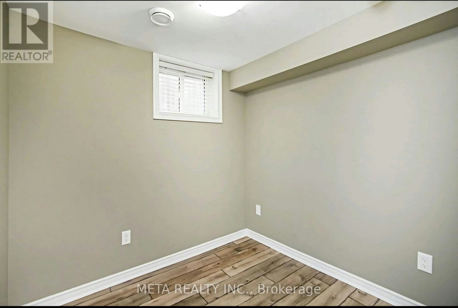 LOWER-296 Festhubert Street E, Oshawa, ON, L1H 2E2 - 4