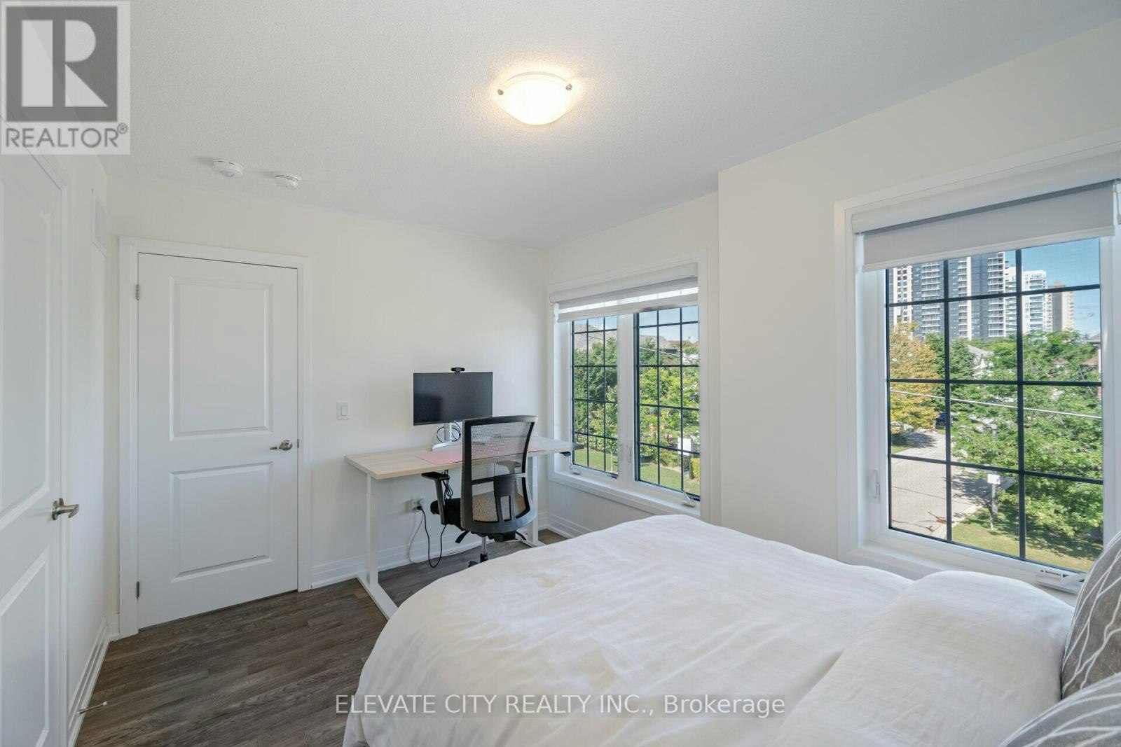 2008 Lushes Avenue, Mississauga, ON, L5J 1H2 - 20