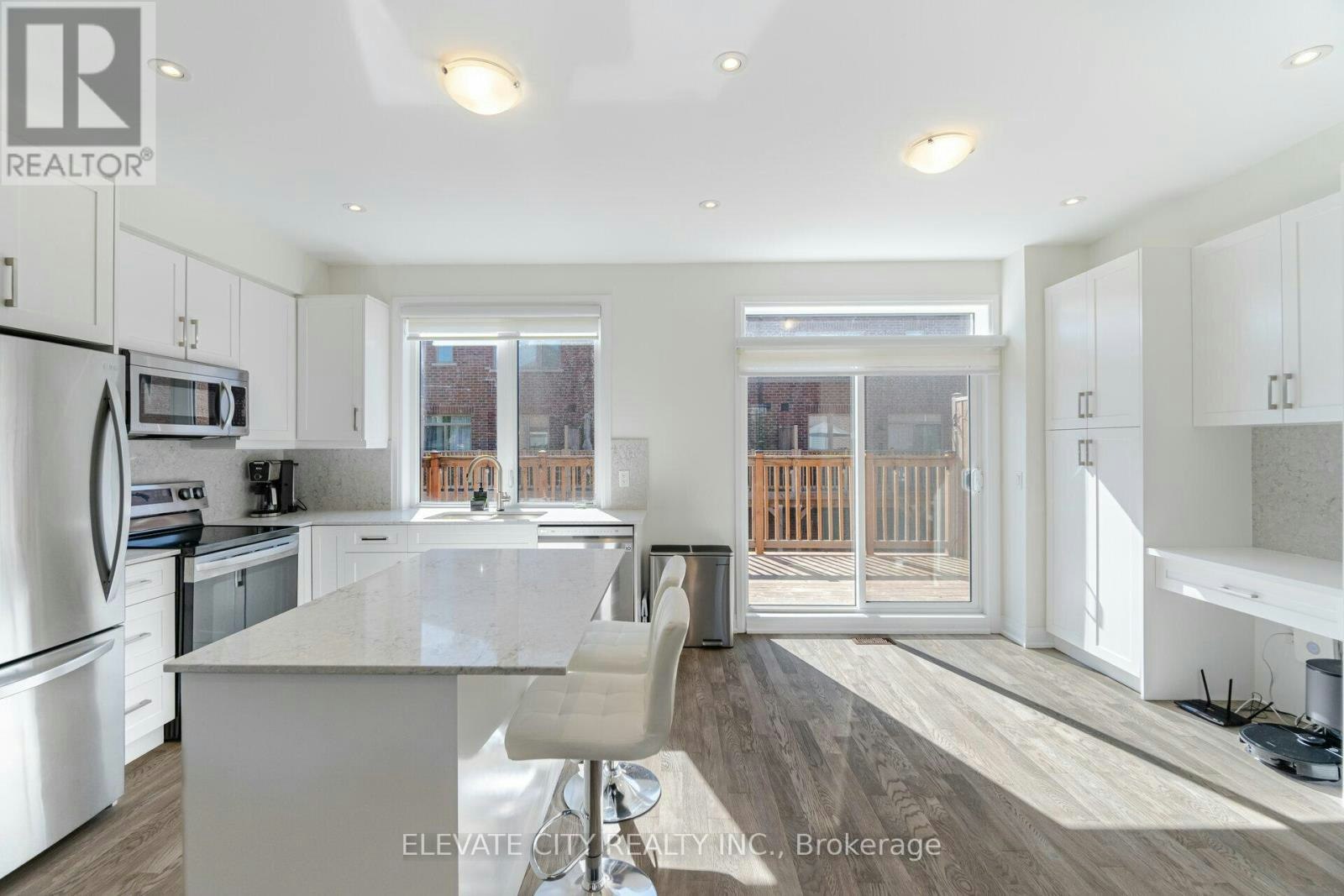 2008 Lushes Avenue, Mississauga, ON, L5J 1H2 - 10