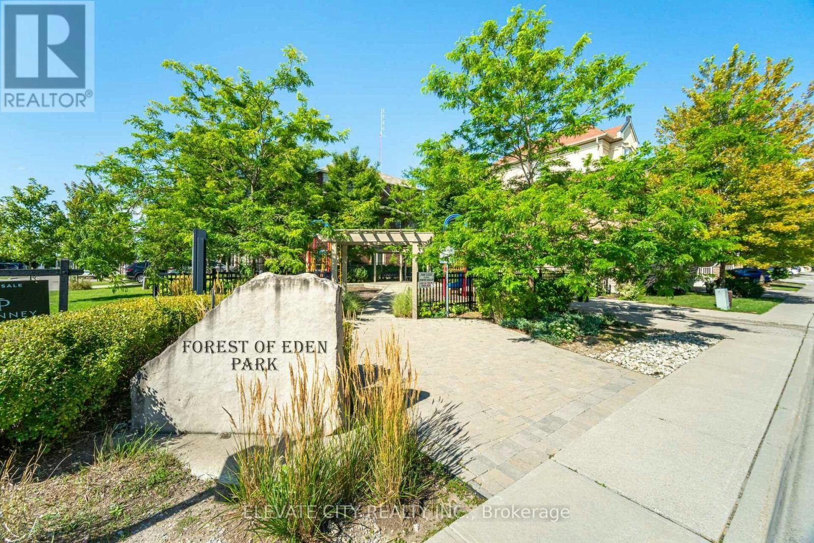 2008 Lushes Avenue, Mississauga, ON, L5J 1H2 - 25