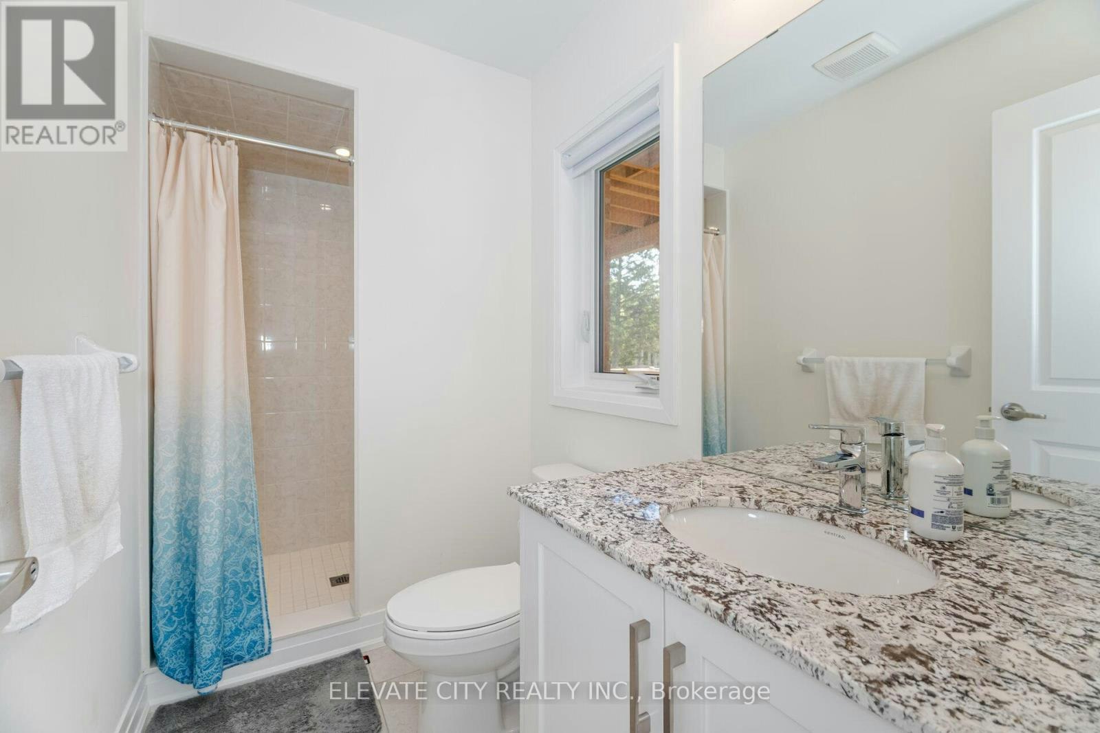 2008 Lushes Avenue, Mississauga, ON, L5J 1H2 - 5