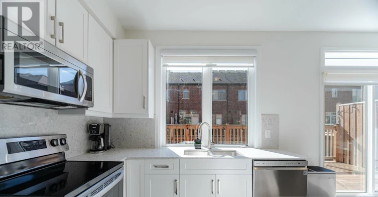 2008 Lushes Avenue, Mississauga, ON, L5J 1H2 - 12