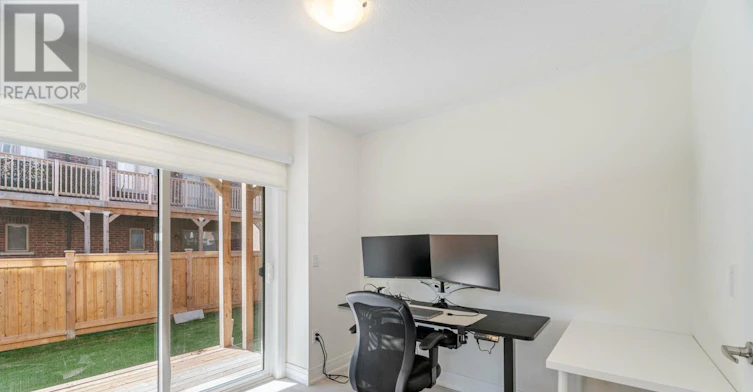 2008 Lushes Avenue, Mississauga, ON, L5J 1H2 - 4