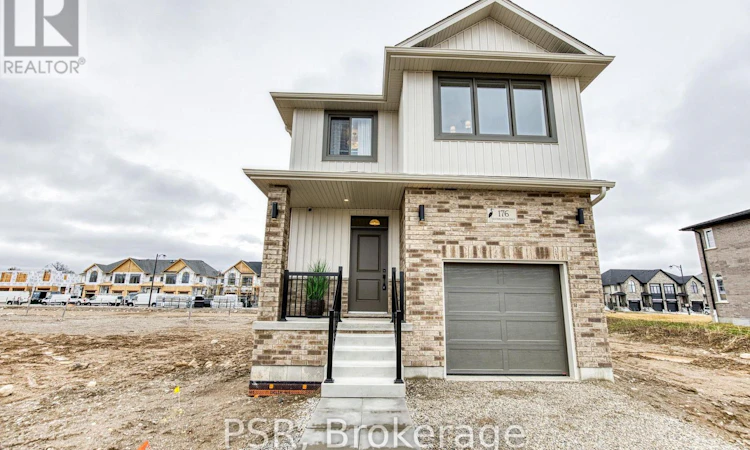 196 Rivergreen Crescent