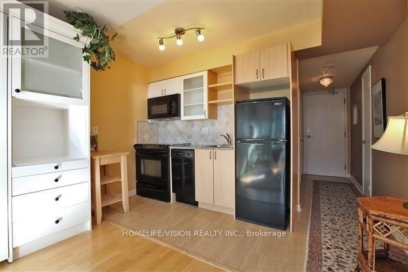 2509-600 Fleet Street, Toronto, ON, M5V 1B7 - 8