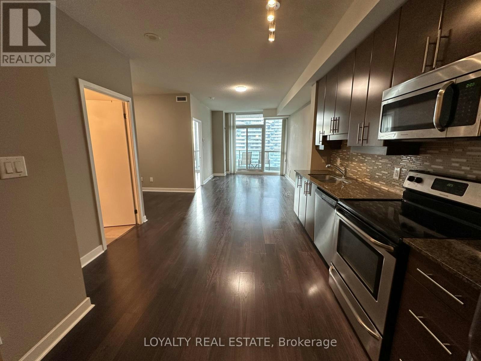 2101-33 Bay Street, Toronto, ON, M5J 2Z3 - 6