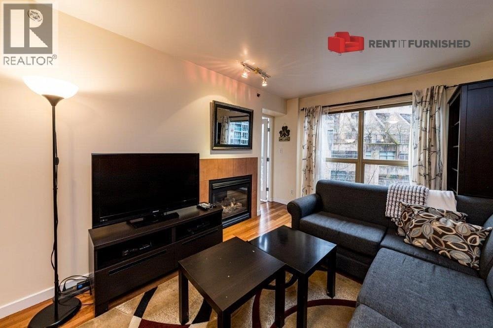 819 Hamilton Street, Vancouver, BC, V6B 6M2 - 3