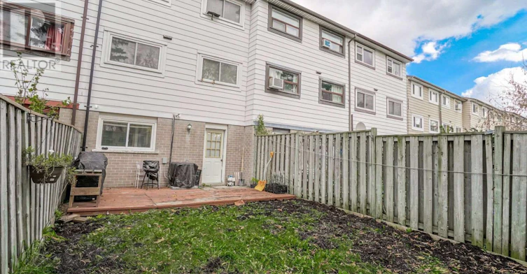30 Hoskins Square, Brampton, ON, L6S 2N6 - 29