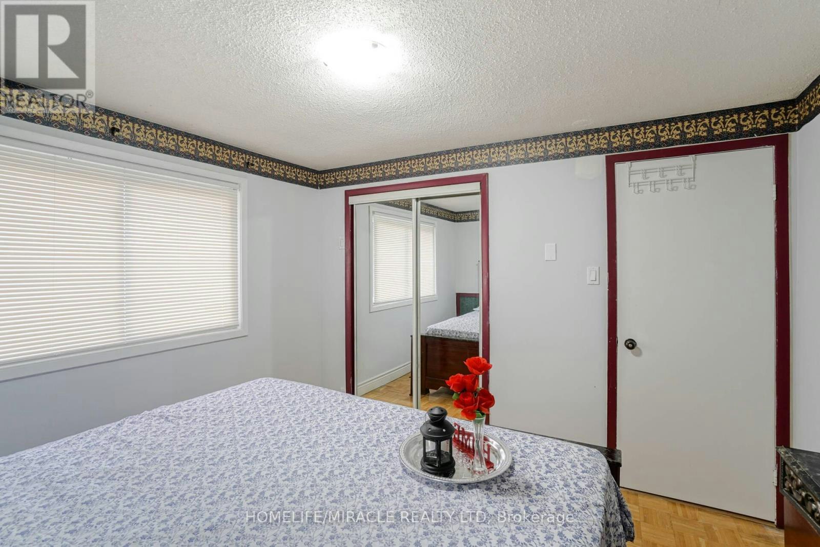 30 Hoskins Square, Brampton, ON, L6S 2N6 - 19