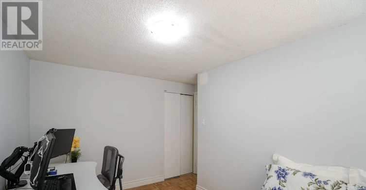 30 Hoskins Square, Brampton, ON, L6S 2N6 - 20