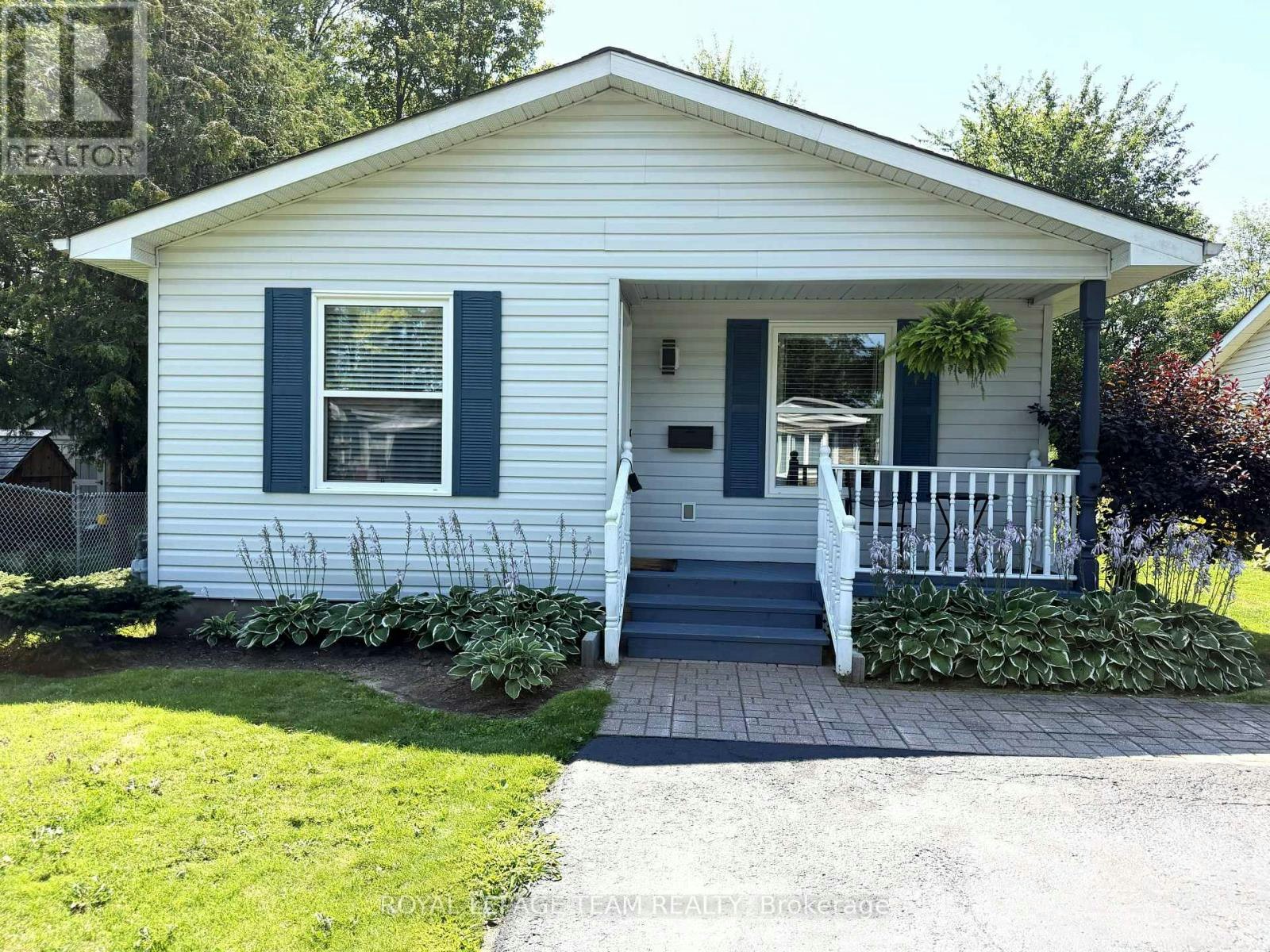 1028 Teena Colleen Private, Ottawa, ON, K4P 1C8