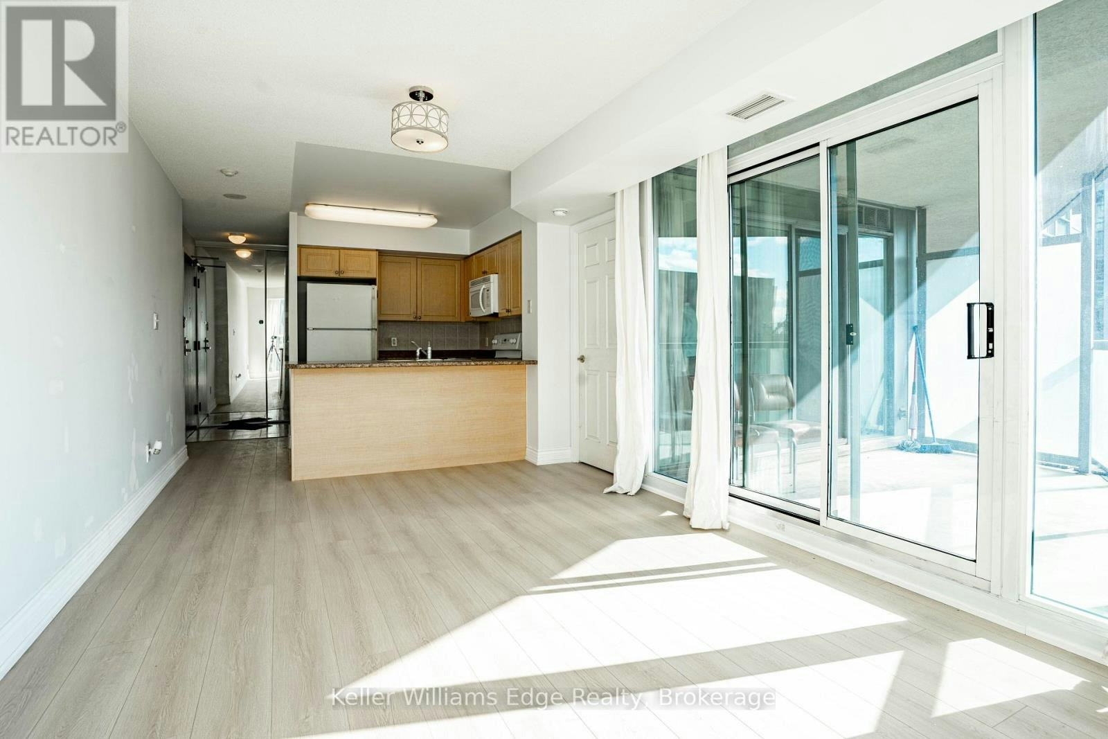 2001-30 Grand Trunk Crescent W, Toronto, ON, M5J 3A4 - 10